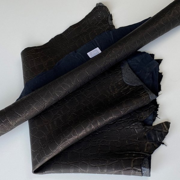 Leder schwarz Geometrische Muster, Nappaleder geprägt 1,7-1,9 mm